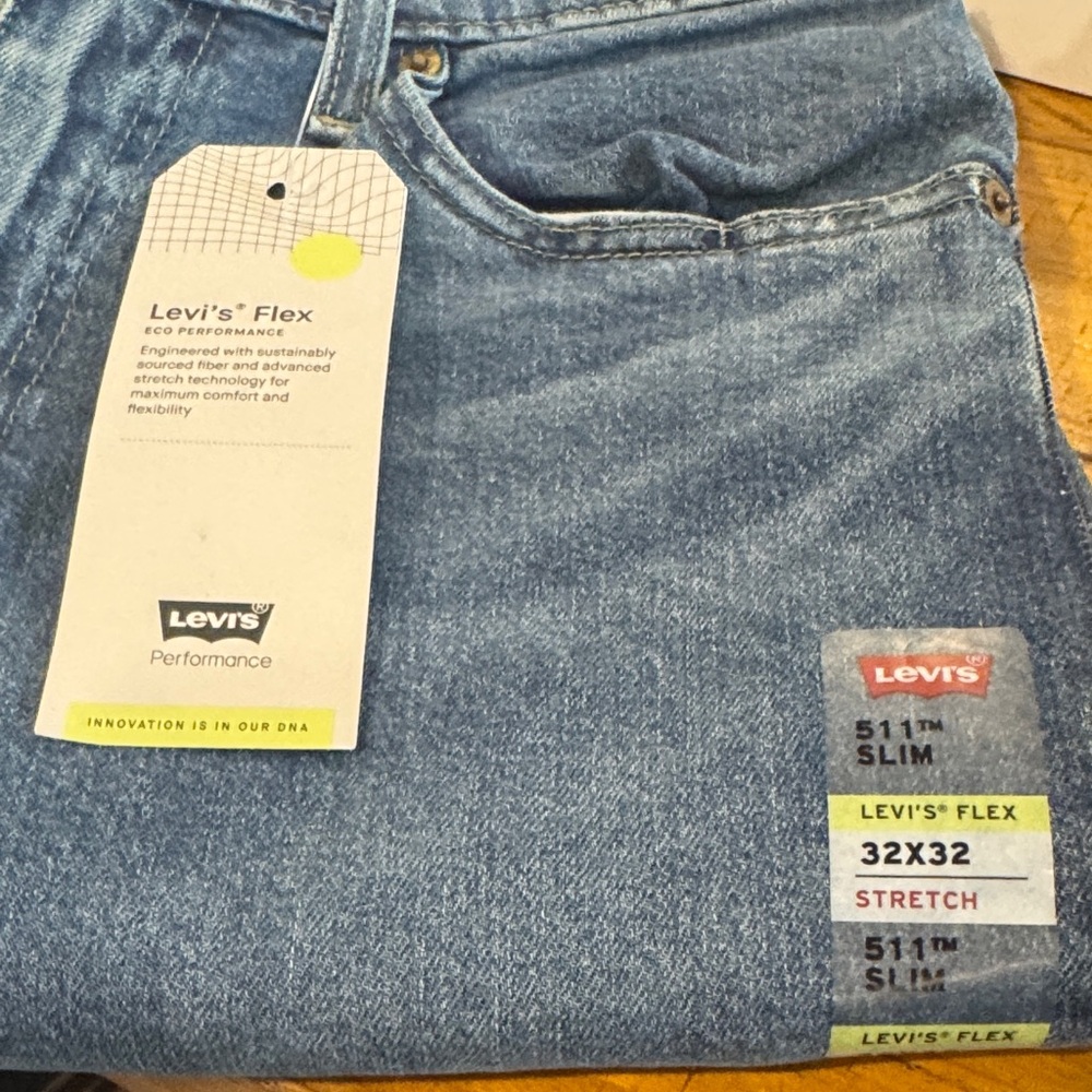 Levi's 511 Slim Jeans in Classic Blue
